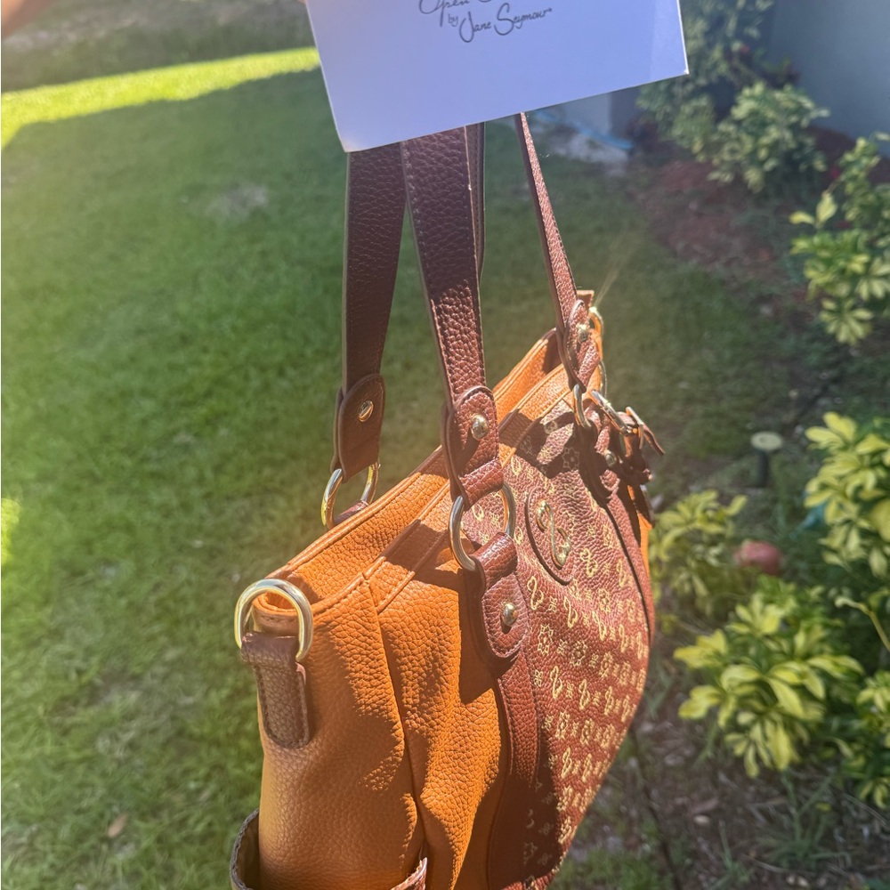 Jane Seymour Open Hearts Signature handbag with box - Picture 8 of 13